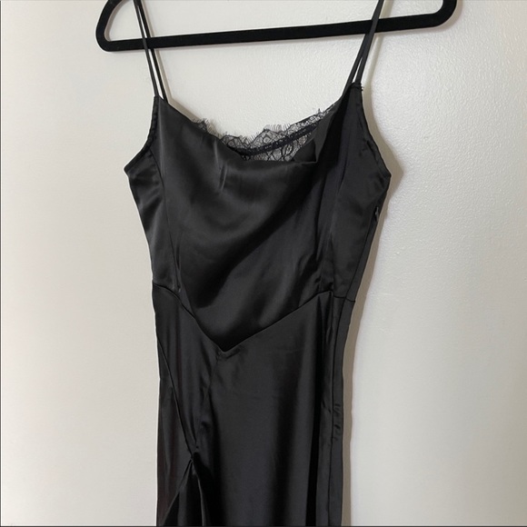 Vici Collection black satin dress - Picture 6 of 10